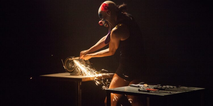 ‘Rebota rebota y en tu cara explota’: La ‘performance’ no tiene edad | Babelia