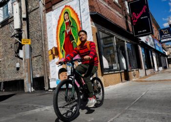 Los latinos buscan autenticidad frente al ruido digital