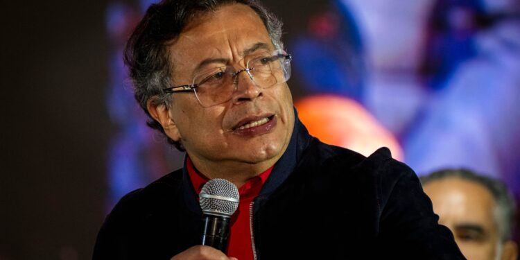 Petro, entre la huida hacia adelante y el ataque total de Trump