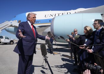 Trump asegura que no considera un ataque militar en Venezuela | Internacional