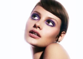 Una sombra de exceso: frente al maquillaje ‘clean’, sobredosis de color | Belleza | S Moda