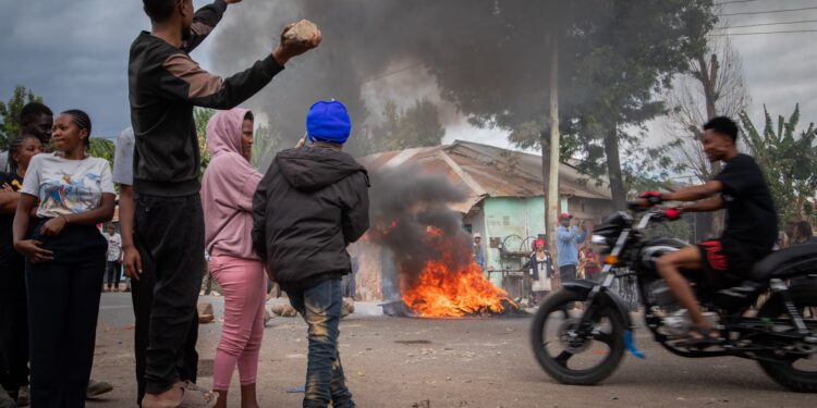 El escrutinio oficial en Tanzania da la victoria a la presidenta con un 98% de los votos, en medio de protestas por todo el país | Internacional