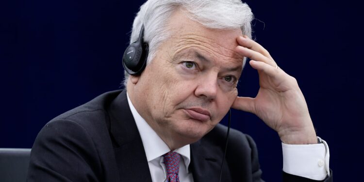 El excomisario europeo de Justicia Didier Reynders, imputado por blanqueo de dinero | Internacional