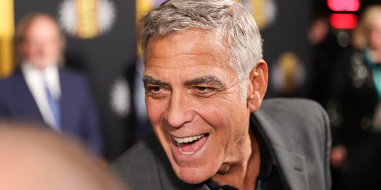 George Clooney cree que fue “un error” que Kamala Harris reemplazara a Joe Biden en las elecciones de 2024 | Gente