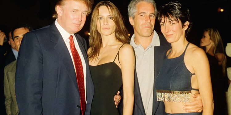 Ghislaine Maxwell, la conseguidora de Epstein, maniobra para que Trump la indulte | Internacional