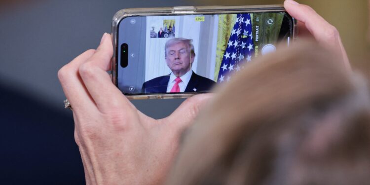 Los nuevos ‘papeles de Epstein’ provocan una fractura entre Trump y los republicanos | Internacional