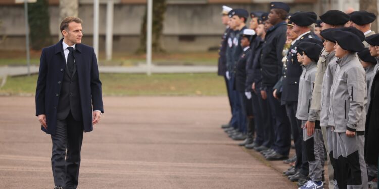 Macron recupera el servicio militar ante la amenaza rusa: “Hay que prepararse para el peligro” | Internacional