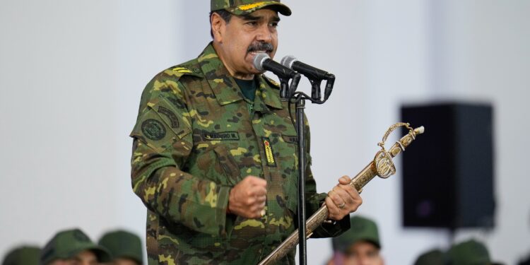 Maduro, ante sus fieles: “Prohibido fallar en esta coyuntura decisiva”