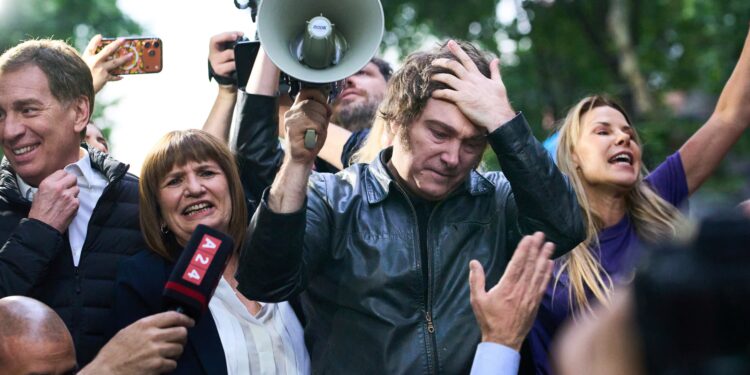 Milei se niega a liberar el tipo de cambio pese al rescate de Estados Unidos