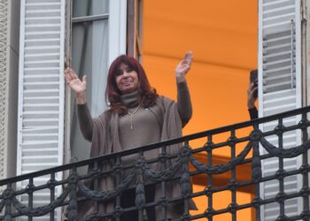 Cristina Kirchner, intervenida de urgencia por un cuadro de apendicitis