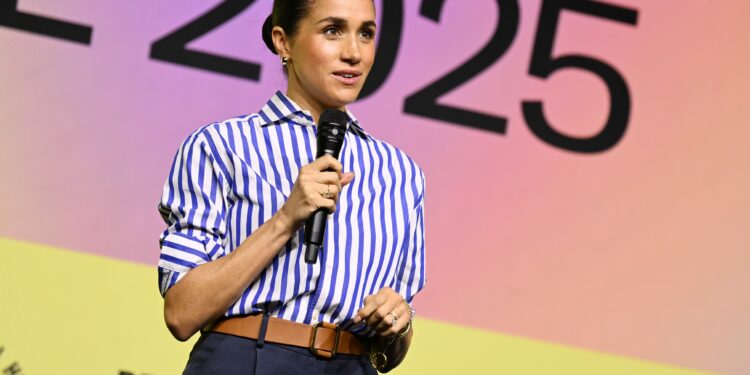 Meghan Markle le manda una carta a su padre, ingresado en Filipinas, con la ayuda de “contactos fiables y de confianza” | Gente