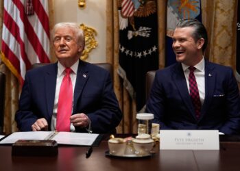 Trump advierte a Venezuela: “Empezaremos con los ataques por tierra. Acabaremos con esos hijos de perra” | Internacional