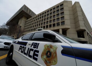 El FBI allana la vivienda de una periodista de ‘The Washington Post’ en busca de material clasificado | Internacional