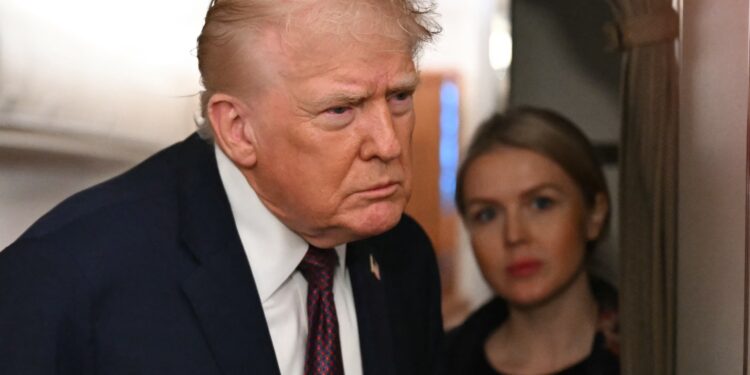 La columna de Rosa Montero: De plumas y espadas | EL PAÍS Semanal