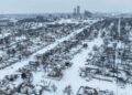 La tormenta ‘Fern’ azota Estados Unidos: avanza hacia el este dejando cortes de carreteras, apagones de luz y miles de vuelos cancelados | Internacional