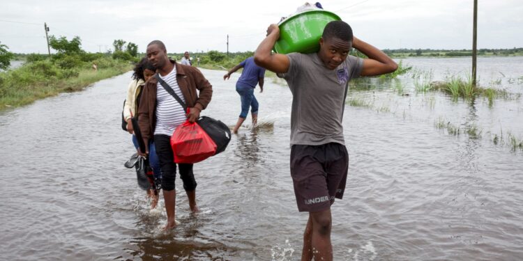 Las graves inundaciones en Mozambique obligan a desplazarse a unas 400.000 personas | Planeta Futuro