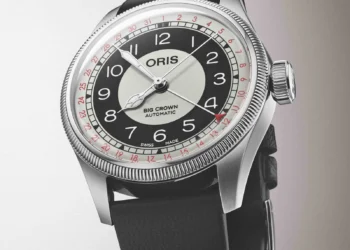 Imagen de un reloj en la muñeca de una persona