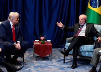 Trump habla sobre Venezuela con Lula, que recalca la importancia de la estabilidad regional
