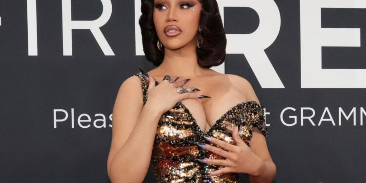Cardi B pelea en redes sociales con el Departamento de Seguridad Nacional por el ICE | Entretenimiento en Estados Unidos