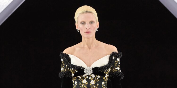 Colección Otoño 2026 de Richard Quinn