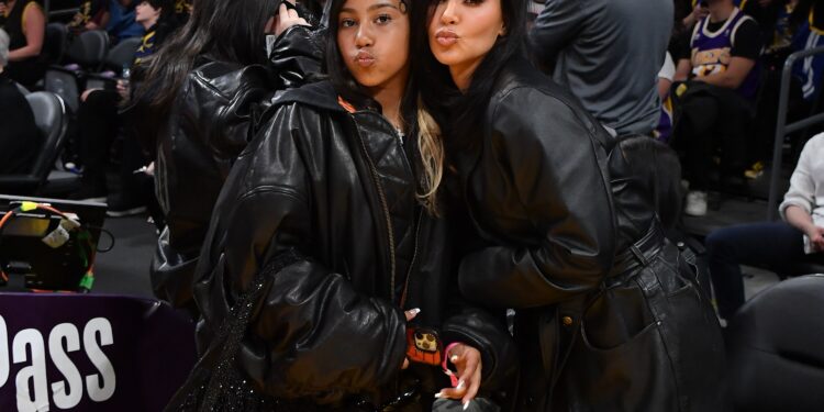 El ‘piercing’ de dedos de North West, una extravagancia muy poco recomendable por los expertos | S Moda: Revista de moda, belleza, tendencias y famosos