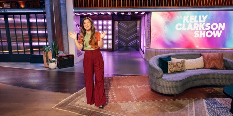 Kelly Clarkson renuncia a ser la reina del ‘talk-show’ para priorizar a sus hijos: “Me parece necesario y adecuado” | Gente