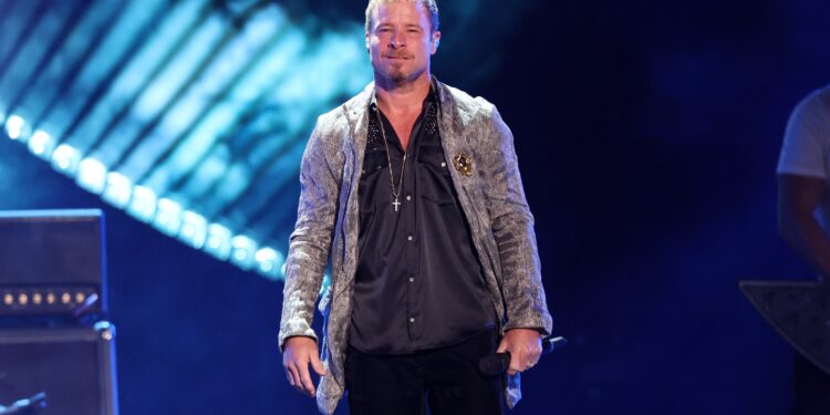 El problema de Brian Littrell, de Backstreet Boys, y su familia con los supuestos intrusos de su playa privada: “Han hablado de quemar nuestra casa” | Gente