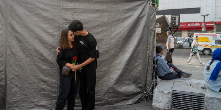 Imposible escribir una novela de amor con esta guerra | Ideas