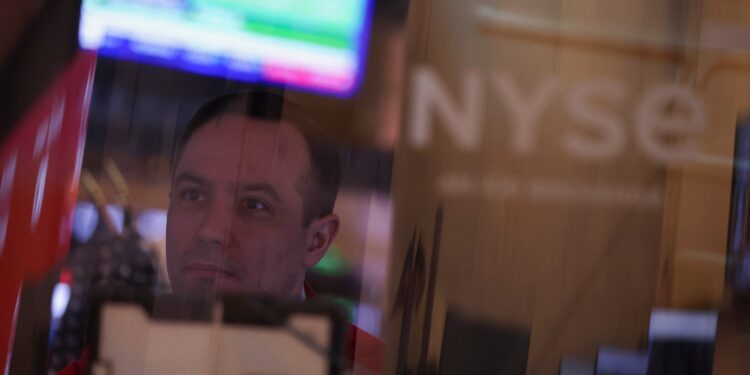 El mercado aprende a convivir con los bandazos de Trump, el presidente veleta | Fondos y Planes