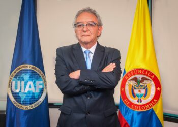 Jorge Lemus : Petro pierde la confianza en su jefe de inteligencia financiera hasta sacarlo