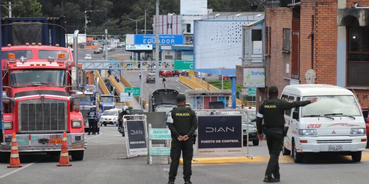 La Comunidad Andina, el organismo en peligro de muerte por el choque arancelario entre Colombia y Ecuador