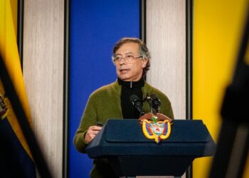 La diplomacia de Petro en redes sociales abre nuevos frentes con Bukele y Noboa