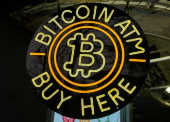 ‘The New York Times’ asegura haber identificado a Satoshi Nakamoto, el creador de bitcoin | Mercados Financieros