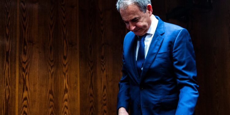 El expresidente del Gobierno José Luis Rodríguez Zapatero en la comisión de investigación del Senado.
