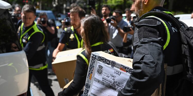El ‘caso Plus Ultra’ destapa una operativa de facturas falsas: “Podemos consensuar los conceptos”