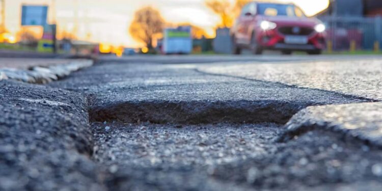 Huecos en vías urbanas: un reto