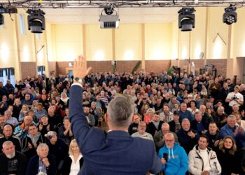 La marea etnonacionalista de Alemania coge fuerza y aspira a ganar en el Este