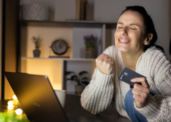 ¿Con qué frecuencia compramos felicidad online?