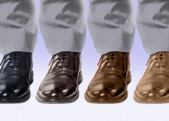 ¿Qué calzado combina con un traje gris?
