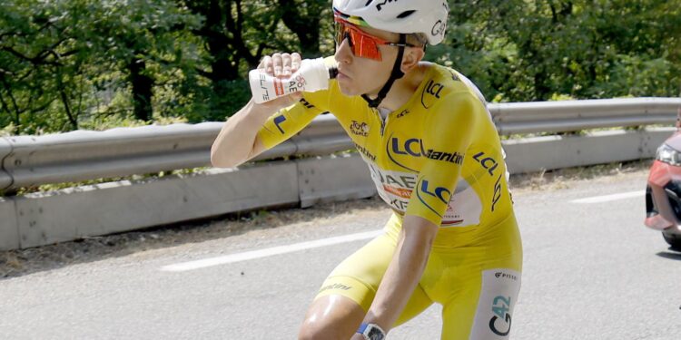 Controles antidopaje publicitarios en el Tour de Francia rompen la madrugada de Pogacar y Vingegaard | Ciclismo | Deportes