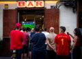 Ambiente en el barrio de La Latina, de Madrid, durante las semifinales del Mundial 2026 entre España y Francia.