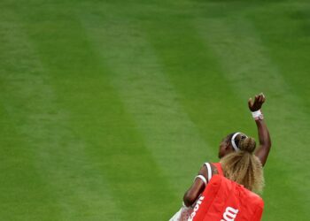 Entre suspense y misterios, Wimbledon se queda a medias: Serena Williams renuncia al dobles