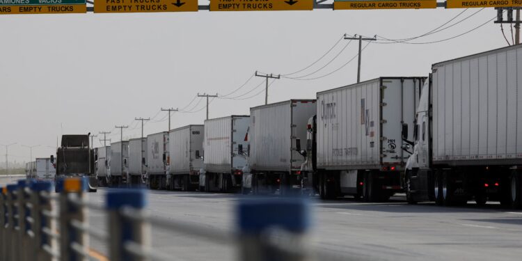 Las importaciones de cloruro de calcio crecen un 100.000% para ocultar huachicol fiscal en la aduana de Matamoros