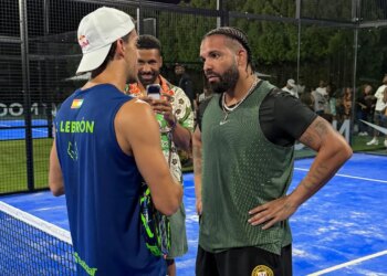 ¿Qué hace Drake en una mansión?